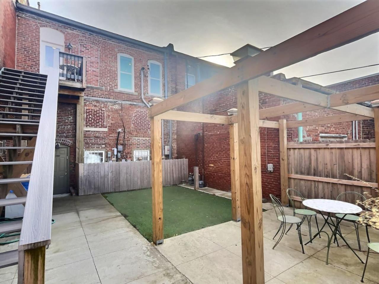 R And R Guest House Moberly Exterior foto
